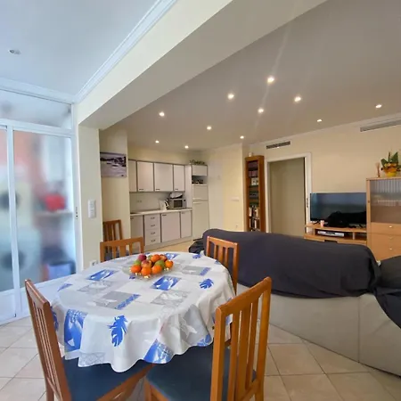 Majestic, A 60 M De La Playa Y A 100 M Del Centro De La Ciudad דירה